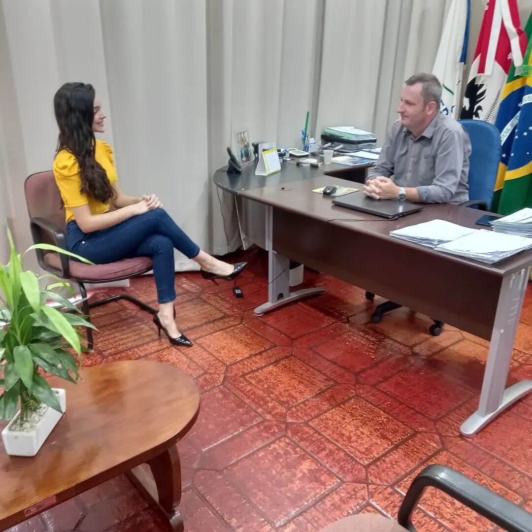 CANDIDATA AO TÍTULO DE GAROTA DA PRAIA 2023 VISITA GABINETE