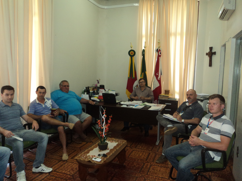 ACORDO DA ASSOCIAÇÃO DE PRODUTORES DE LEITE DA LINHA ITAQUARARÉ COM A BRF.