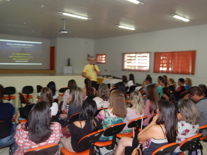 SECRETARIA MUNICIPAL DE EDUCAÇÃO,CULTURA E TURISMO REALIZA FORMAÇÃO PEDAGÓGICA COM PROFESSORES 
