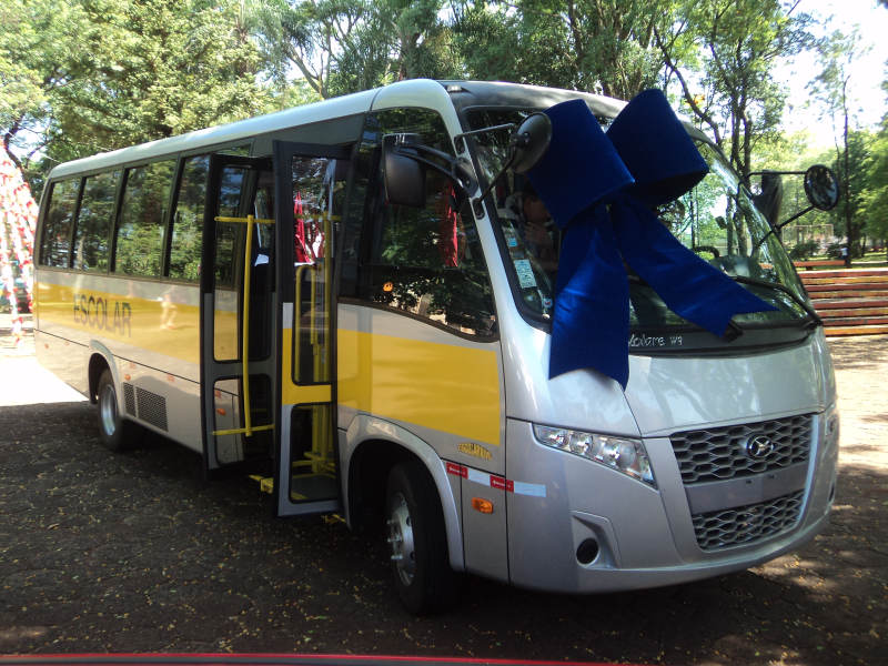 ROQUE GONZALES ADQUIRE ÔNIBUS DE 44 LUGARES.