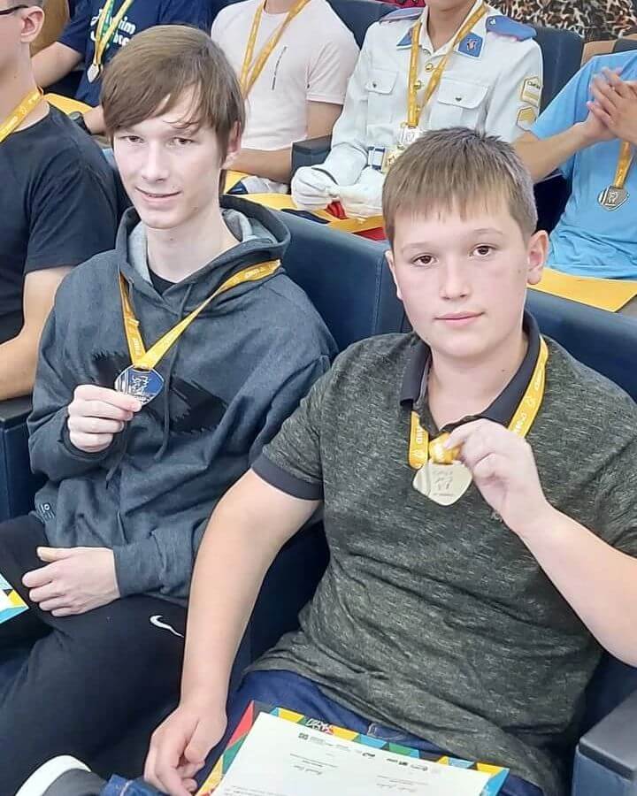 ROQUEGONZALENSES RECEBEM PREMIAÇÃO NA OLIMPÍADA BRASILEIRA DE MATEMÁTICA DAS ESCOLAS PÚBLICAS