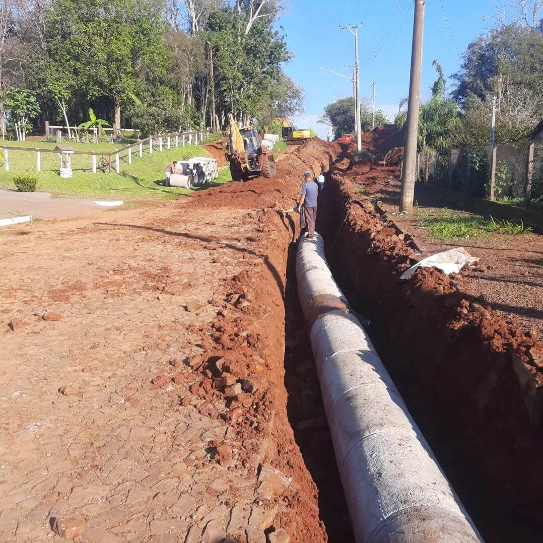 AS OBRAS NÃO PARAM!