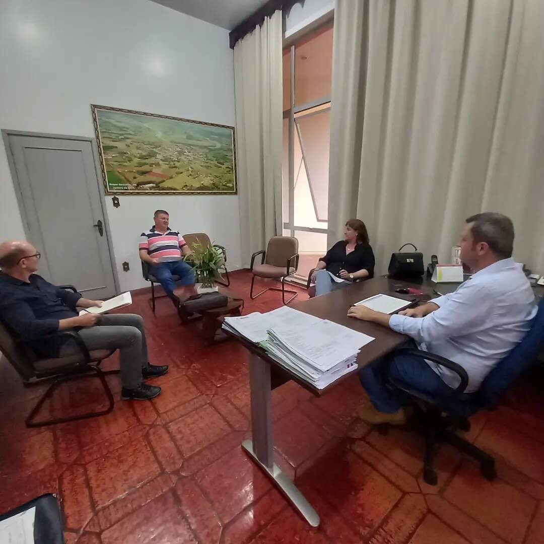 PROMOTORA DE JUSTIÇA VISITA ROQUE GONZALES