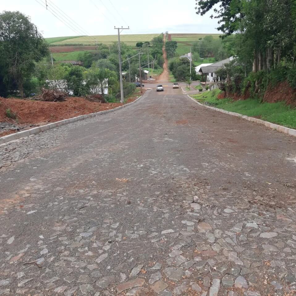 LIBERAÇÃO DO CALÇAMENTO NO DISTRITO DE DONA OTÍLIA