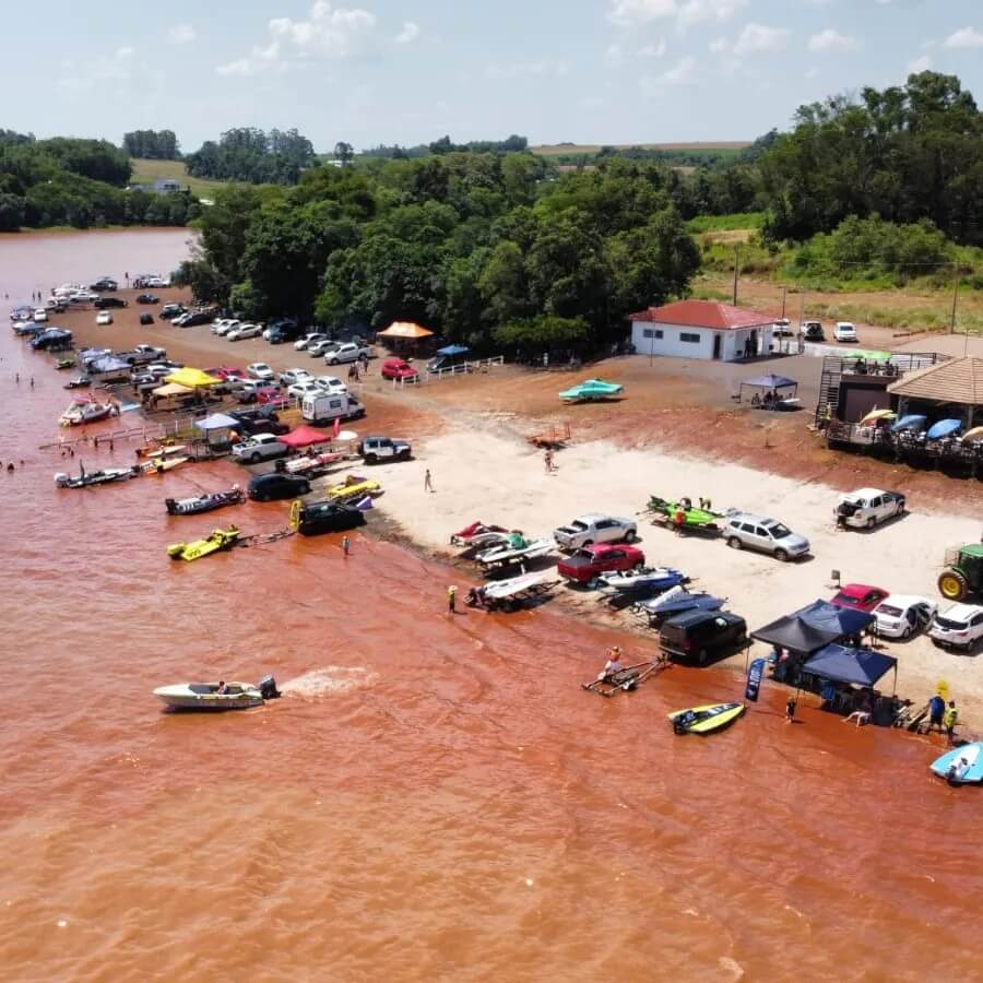TEMPORADA DE VERÃO NA PRAINHA DE ROQUE GONZALES É OFICIALMENTE ABERTA COM DESTAQUE PARA A MOTONÁUTICA