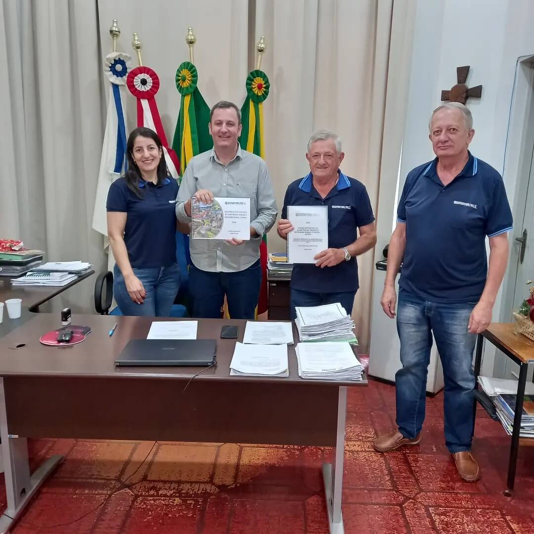 EMATER-ASCAR/RS ENTREGA RELATÓRIO FE ATIVIDADES DE 2023
