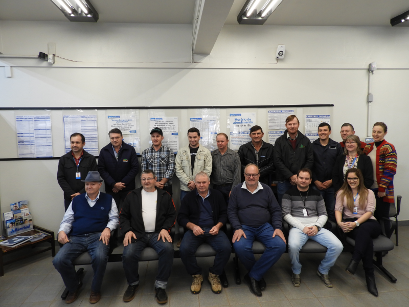 PREFEITO PARTICIPA DE LANÇAMENTO DO PLANO SAFRA DA AGÊNCIA LOCAL DO BANRISUL