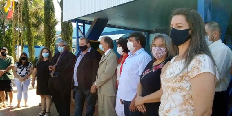 TRANSMISSAO DE CARGO DO PREFEITO E VICE-PREFEITO