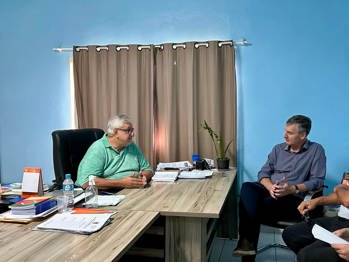<p>VISITA DO DEPUTADO ESTADUAL EDUARDO LOUREIRO AO GABINETE&nbsp;</p>