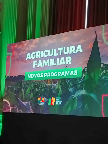 <p>Prefeito Municipal participa de evento de lan&ccedil;amento de programa voltado a agricultura familiar&nbsp;</p>