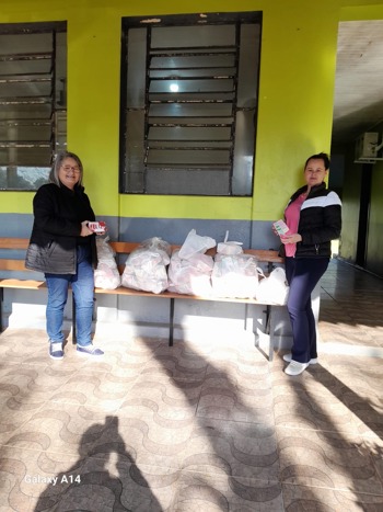 <p>ENTREGA DE MATERIAIS DE HIGIENE PESSOAL &Agrave;S ESCOLAS DA REDE MUNICIPAL DE ENSINO&nbsp;</p>