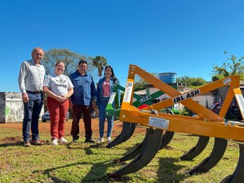 <p>NOVOS EQUIPAMENTOS FORTALECEM O SETOR AGR&Iacute;COLA&nbsp;</p>