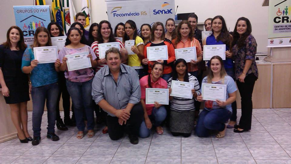 Formatura Balconista de Farmácia e Operador de Supermercados