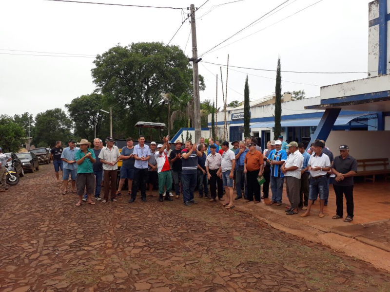 ENTREGA DE EQUIPAMENTOS PARA PRODUTORES