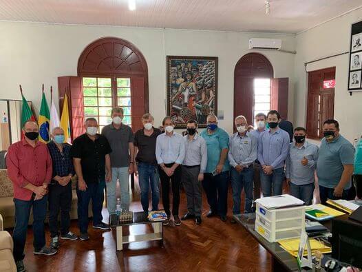 REUNIÃO COM O SECRETÁRIO COSTELLA
