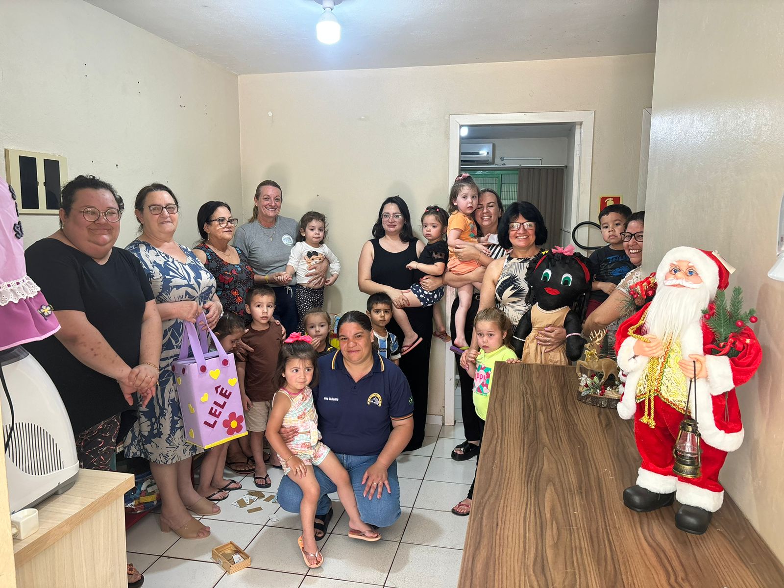 <p><strong>EMEI Professora Maria Cleci Rios Senger promove projeto com a boneca Lel&ecirc; em alus&atilde;o ao Dia da Consci&ecirc;ncia Negra</strong></p>