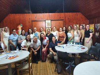 <p><strong>SECRETARIA DE EDUCA&Ccedil;&Atilde;O DE ROLADOR PARTICIPA DE REUNI&Atilde;O DA AMM E ENCONTRO COM O CONSELHO MUNICIPAL DE EDUCA&Ccedil;&Atilde;O</strong></p>