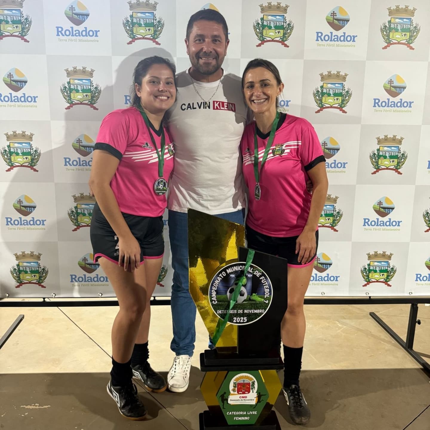 <p>Equipe feminina de Rolador consagrou-se Campe&atilde;</p>