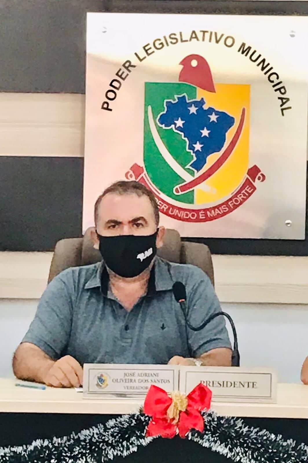 JOSÉ ADRIANI ENCERRA SUA PRESIDÊNCIA COM LOUVOR E DEVOLVE MAIS RECURSOS À PREFEITURA