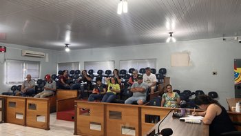 <p>Reuni&atilde;o sobre o calend&aacute;rio municipal&nbsp;</p>