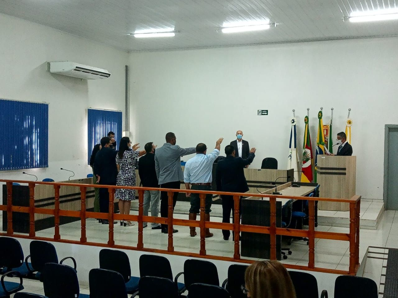 Realizada posse dos vereadores de Santo Antônio das Missões 