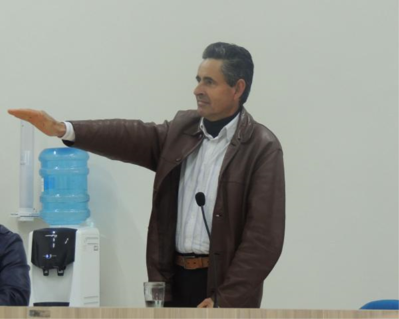 Valdir Robalo (PDT) é empossado como vereador na Câmara de Santo Antônio