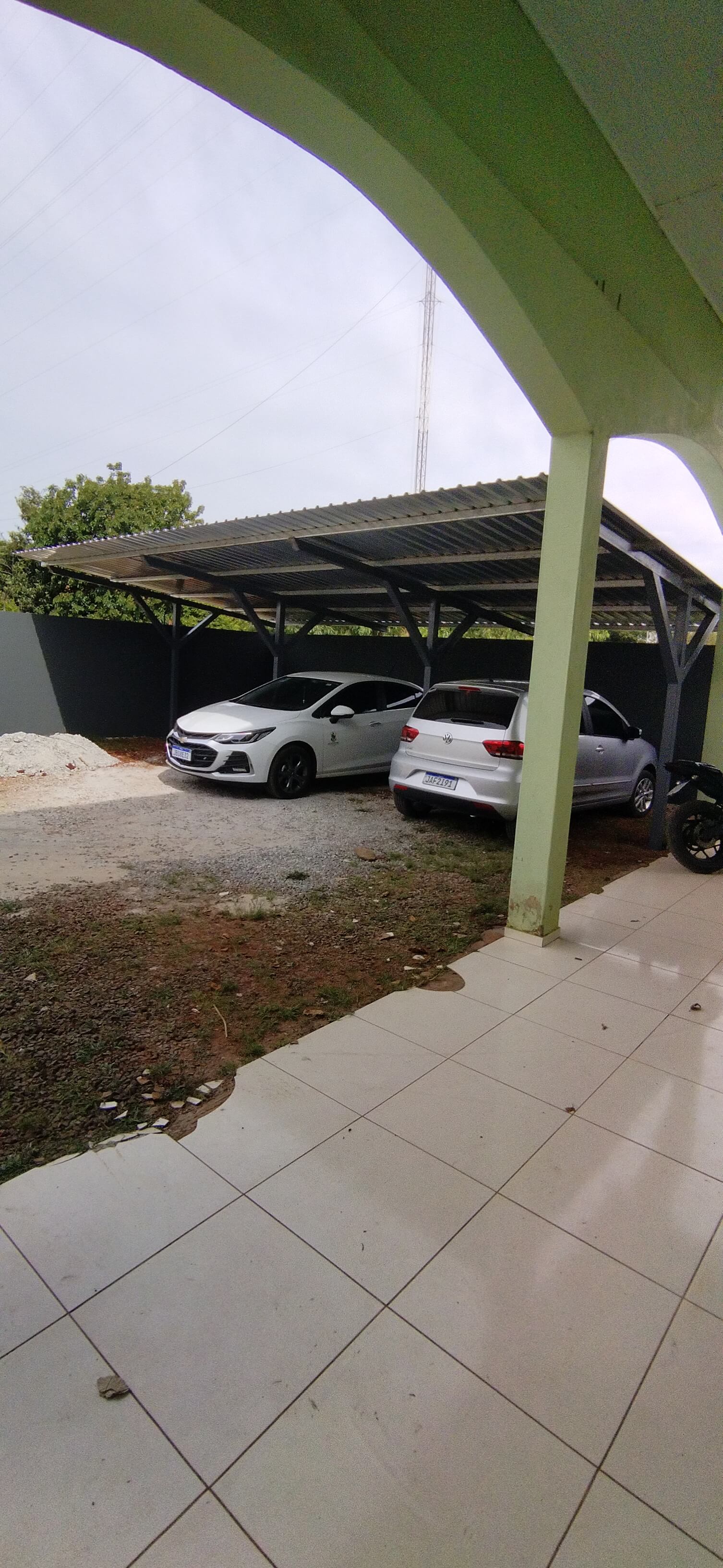 Concluída a construção de Garagem