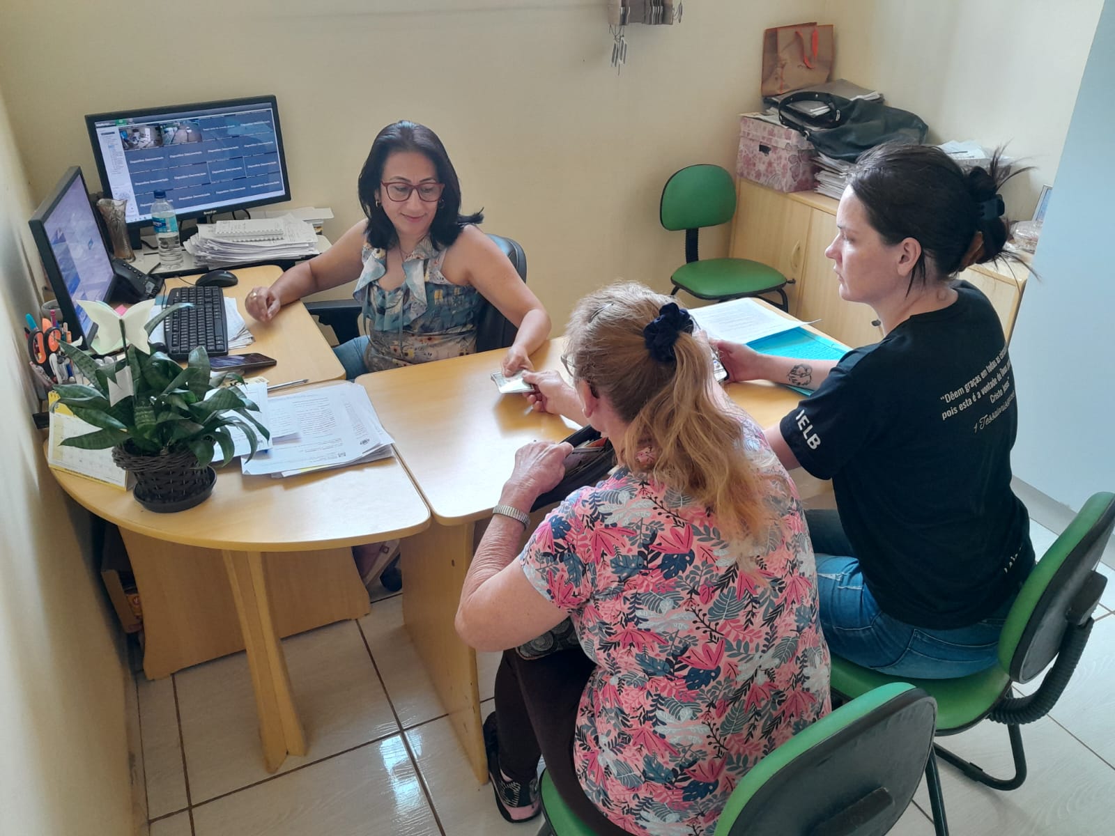 <p>Munic&iacute;pio e Uni&atilde;o buscam liberar pagamentos do Aux&iacute;lio Reconstru&ccedil;&atilde;o</p>