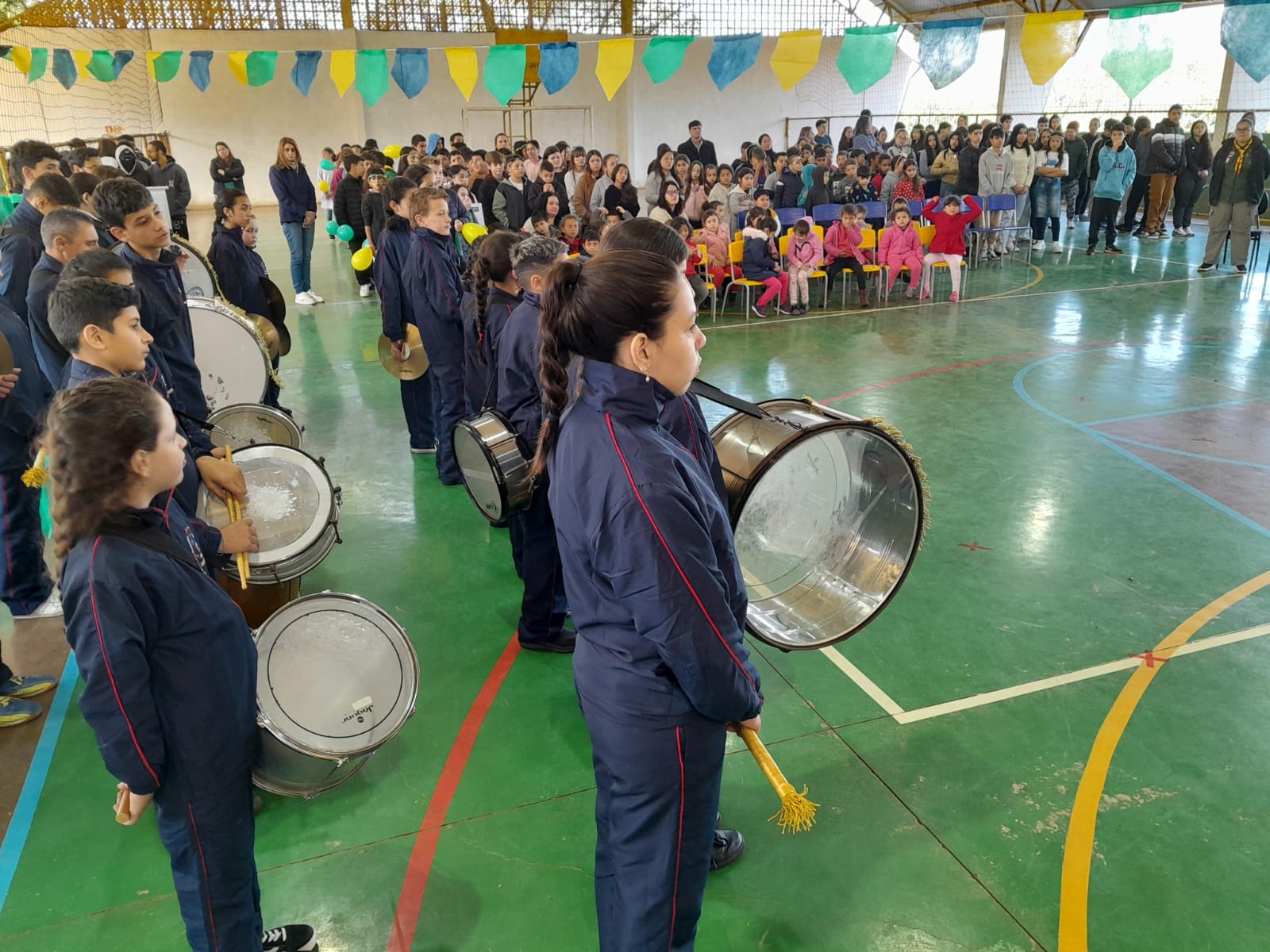 <p>Momentos c&iacute;vicos mobilizam estudantes na Semana da P&aacute;tria</p>