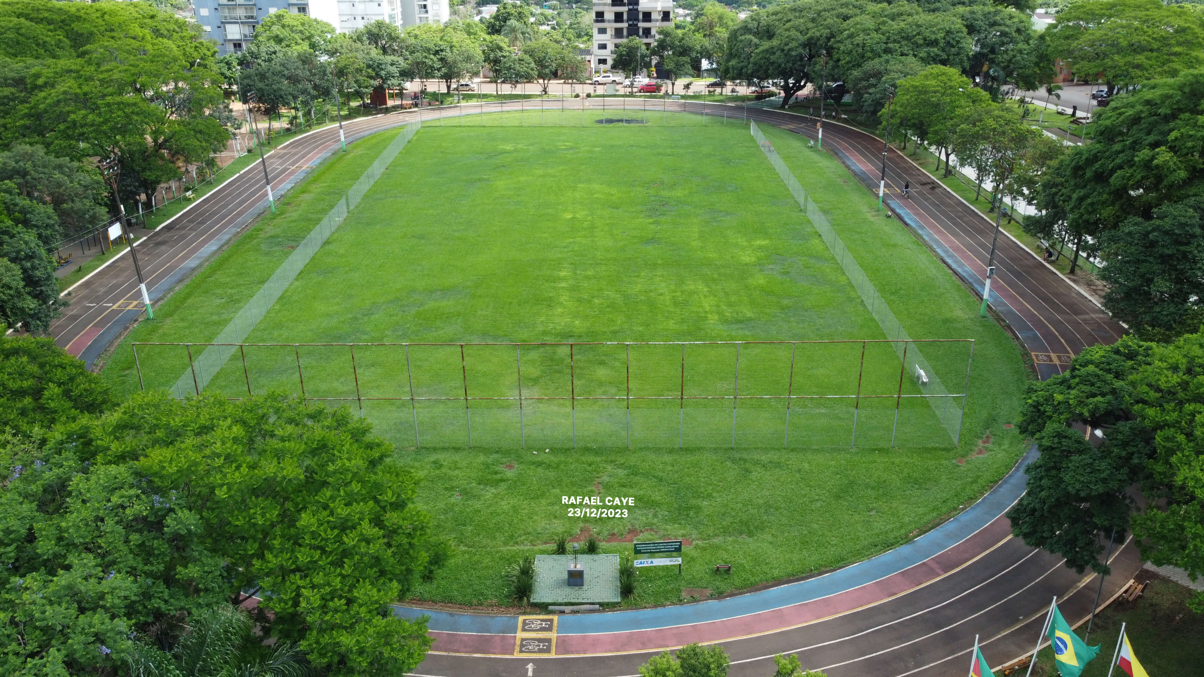 Campo central da Praça Cícero Cavalheiro será reaberto nesta sexta-feira
