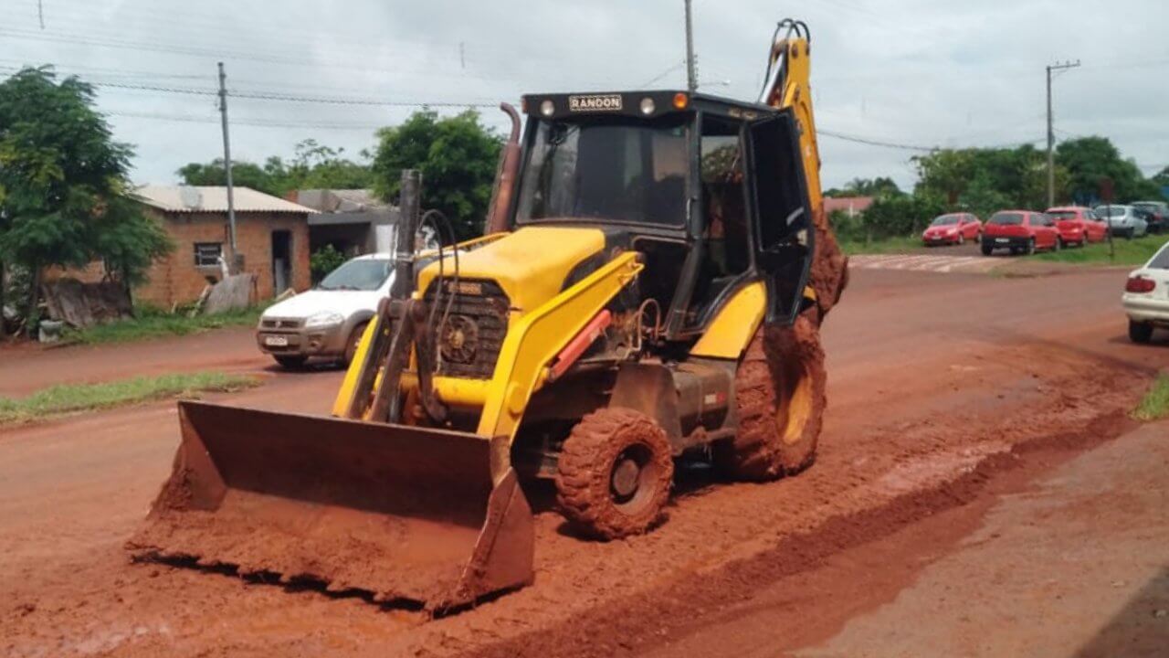 Equipes da SEMOV estão mobilizadas para atender casos de alagamento 