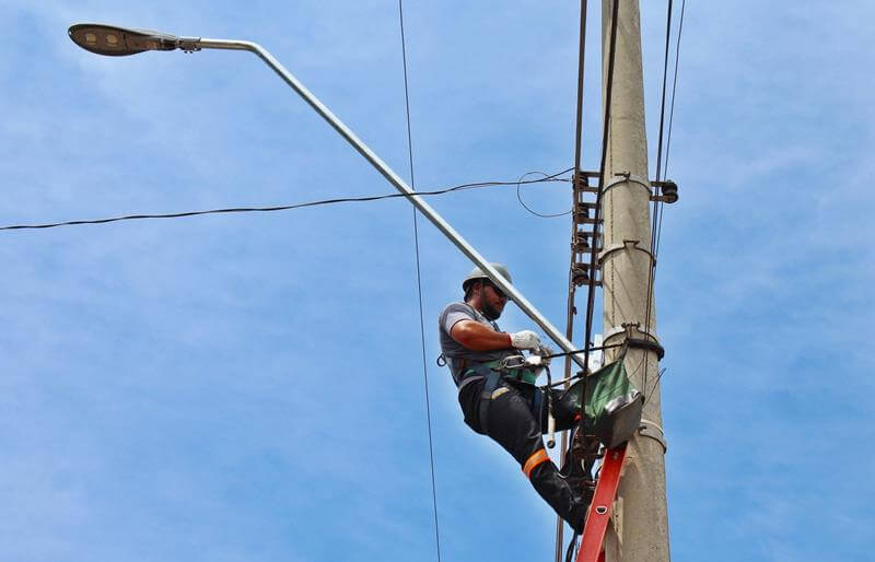 <p><strong>Mais de R$ 1,3 milh&atilde;o ser&atilde;o investidos na moderniza&ccedil;&atilde;o da ilumina&ccedil;&atilde;o p&uacute;blica em S&atilde;o Luiz Gonzaga</strong></p>