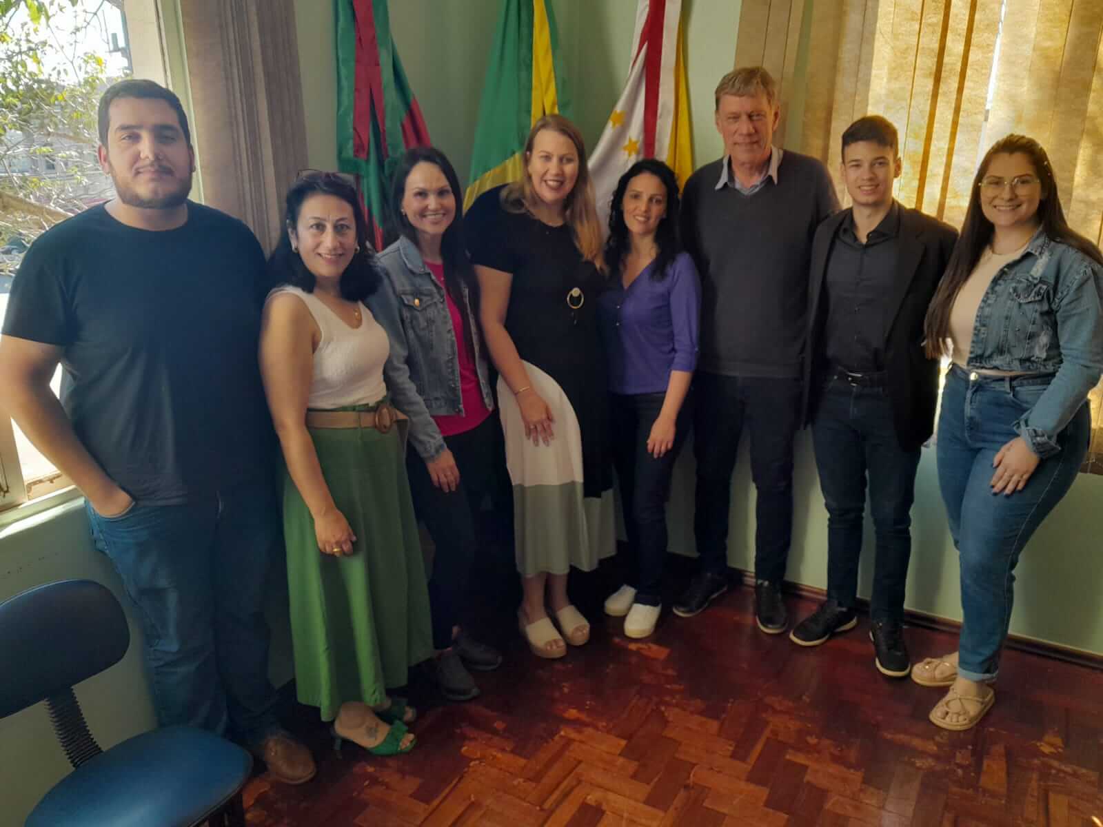 <p>Administra&ccedil;&atilde;o, Educa&ccedil;&atilde;o e A&ccedil;&atilde;o Social recebem novos servidores</p>