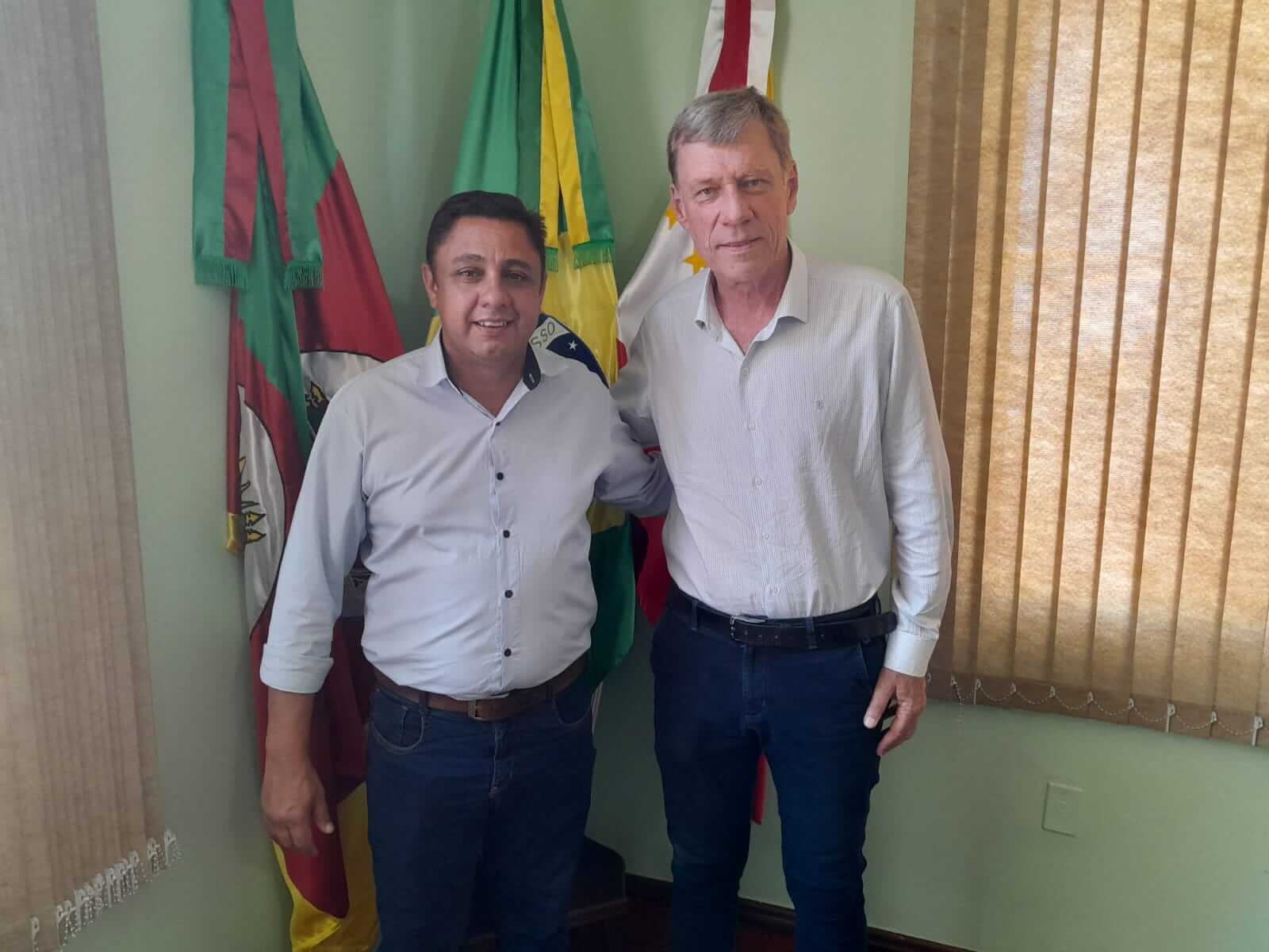 <p>Cl&eacute;ber Ivar reassume a Secretaria Municipal de Obras</p>