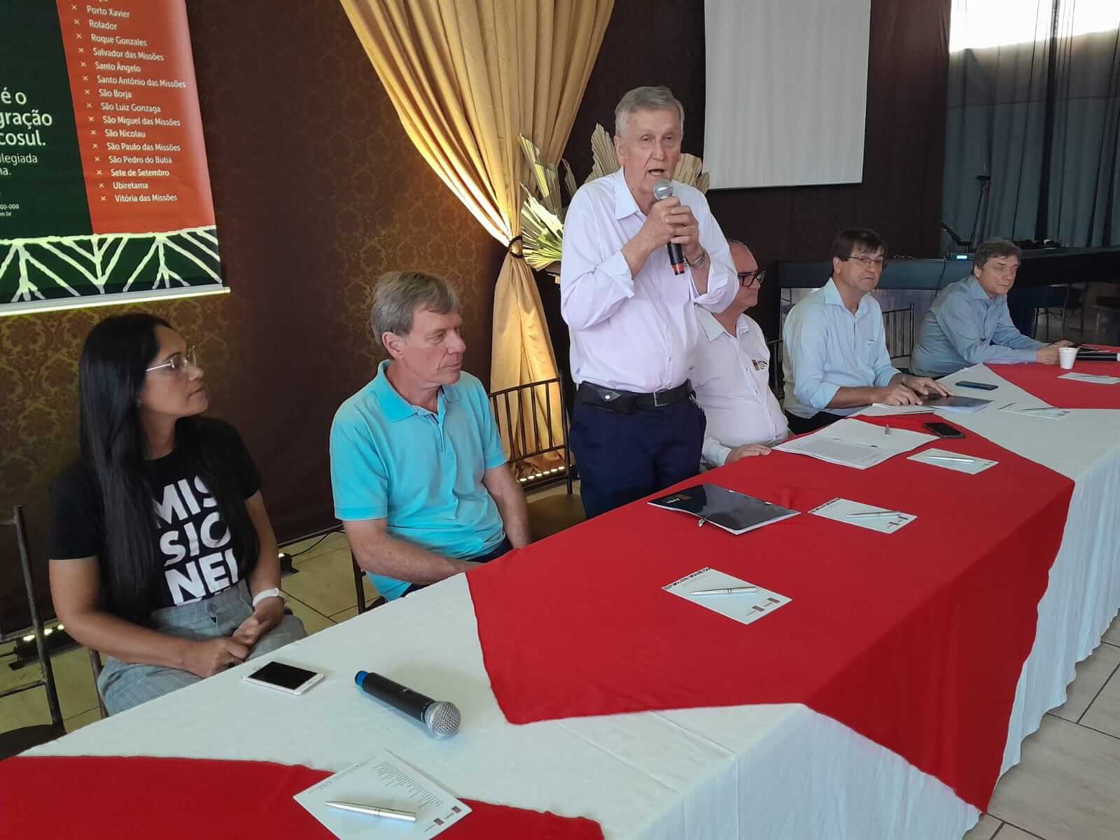 <p><strong>Assembleia re&uacute;ne munic&iacute;pios das Miss&otilde;es em S&atilde;o Luiz Gonzaga</strong></p>