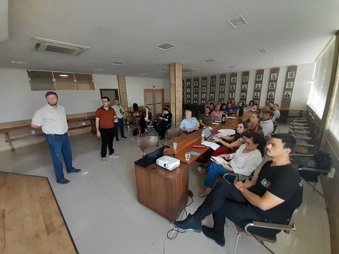 <p>IFFar, Semede e entidades debatem primeiros cursos no Munic&iacute;pio</p>