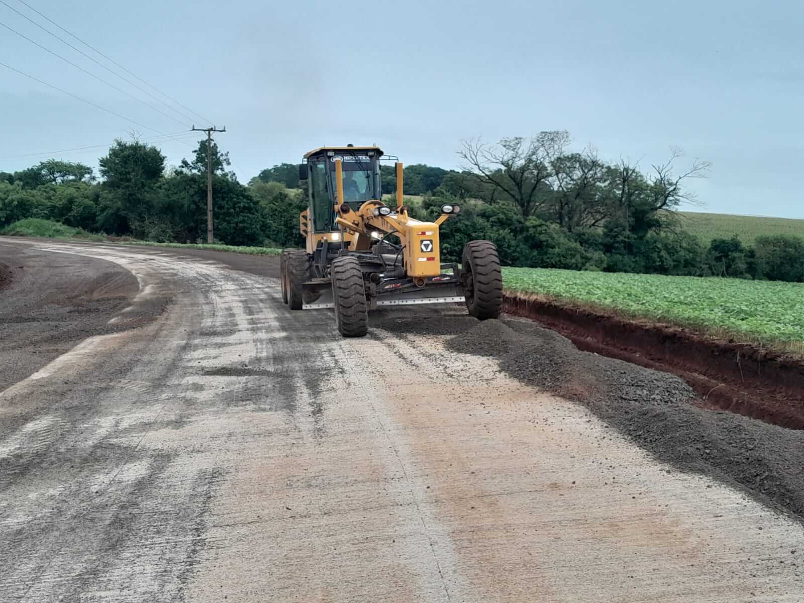 <p>Pavimento do acesso a Rinc&atilde;o de S&atilde;o Pedro ser&aacute; inaugurado domingo</p>