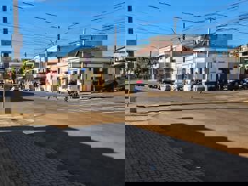 <p><strong>Implanta&ccedil;&atilde;o de rotat&oacute;ria no cruzamento da Avenida com a Hip&oacute;lito</strong></p>