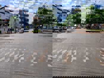 <p>Rotat&oacute;ria na esquina da Salvador Pinheiro com a Marechal Floriano come&ccedil;a a ser instalada nesta quarta-feira, 8</p>