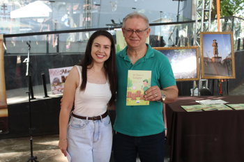 <p><strong>Mais de mil livros vendidos na 48&ordf; Feira do Livro de S&atilde;o Luiz Gonzaga</strong></p>