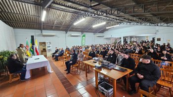 <span style="font-size: 10pt;">11&ordf; Confer&ecirc;ncia Municipal de Sa&uacute;de &eacute; aberta com expressiva participa&ccedil;&atilde;o</span>