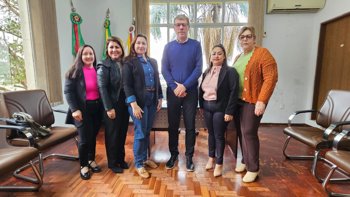 <span style="font-size: 10pt;">Prefeitura d&aacute; posse a tr&ecirc;s novas servidoras municipais</span>