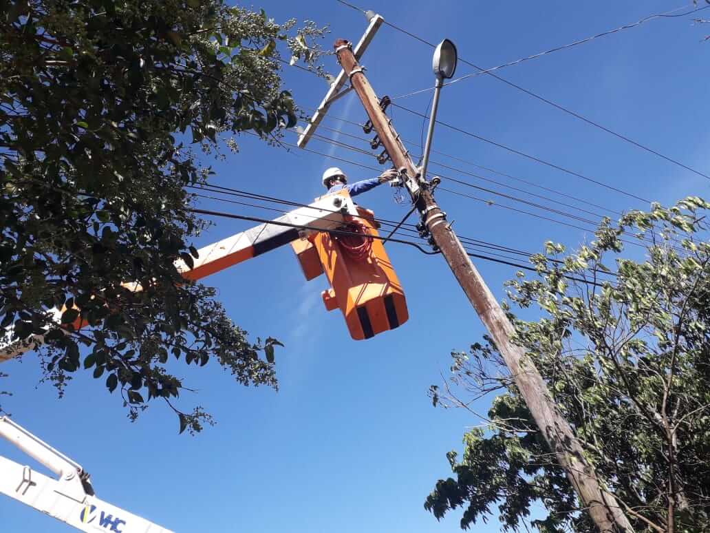 Setor de Iluminação Pública realizou atendimento de 471 solicitações no mês de fevereiro
