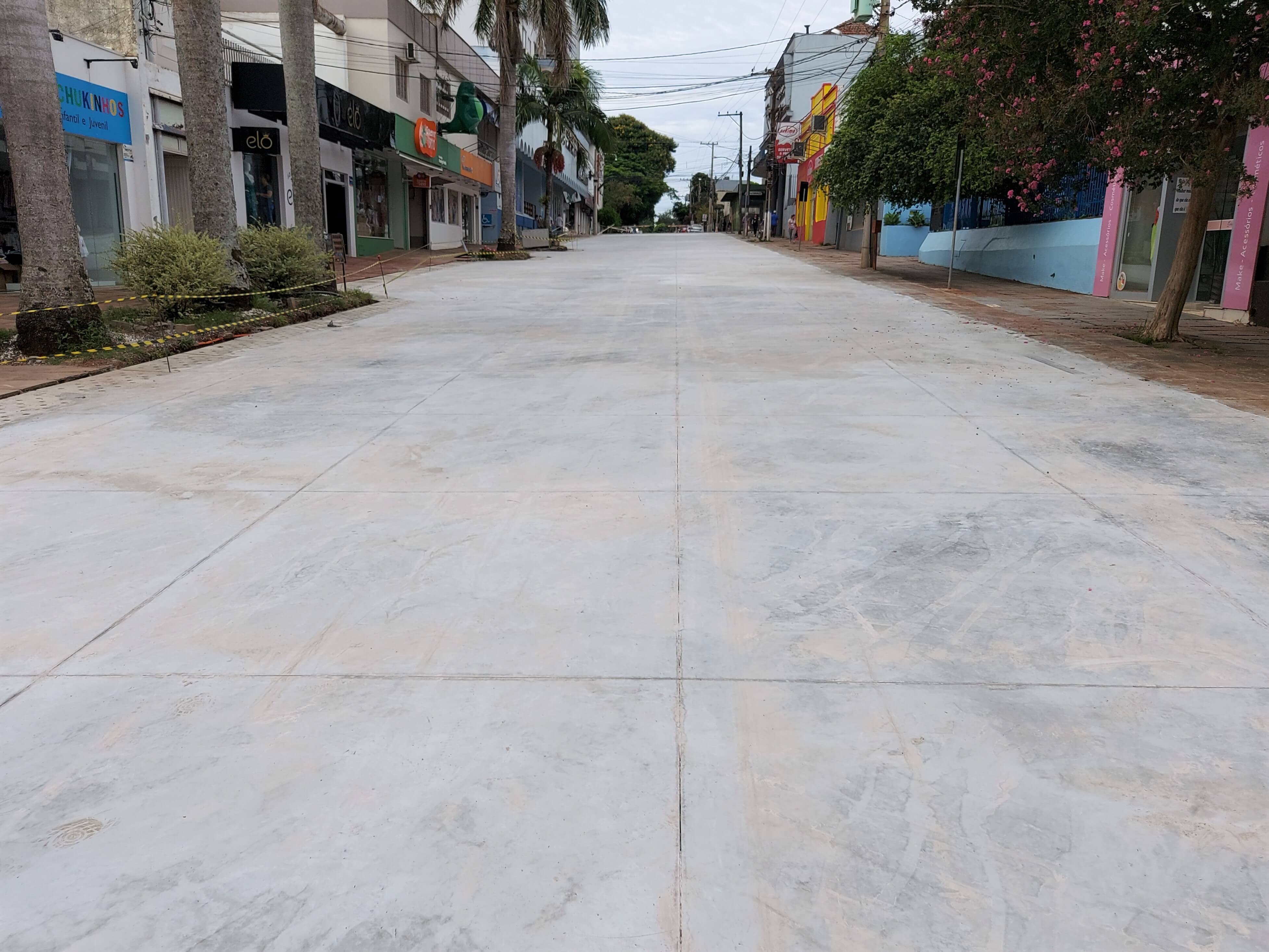 Trânsito no “Calçadão” será liberado a partir de segunda-feira