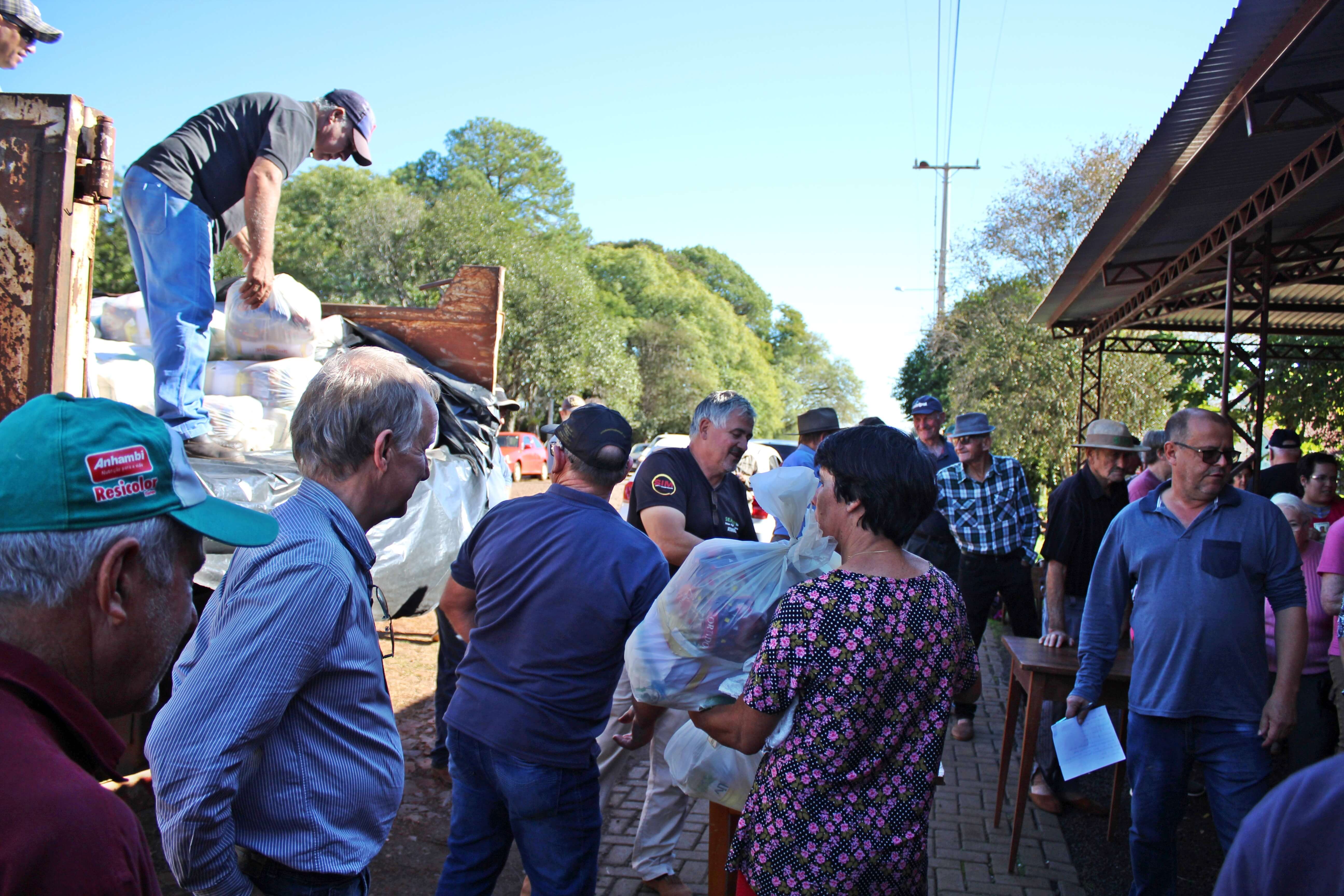 Defesa Civil inicia última etapa de entregas das cestas básicas nesta segunda-feira   