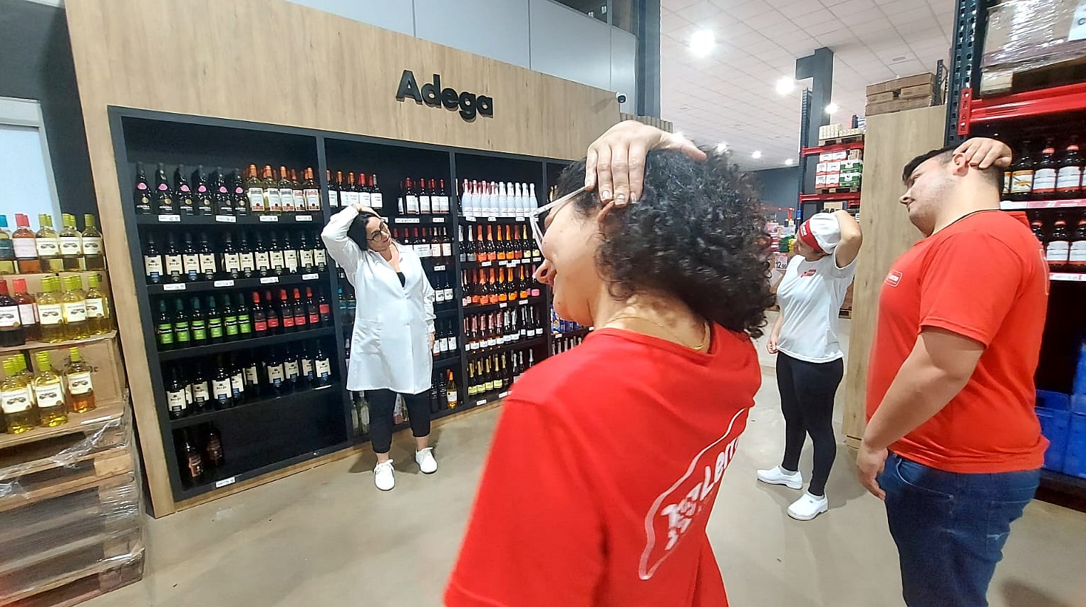 Projeto piloto busca desenvolver atividades voltadas à segurança e saúde dos trabalhadores do comércio de alimentos