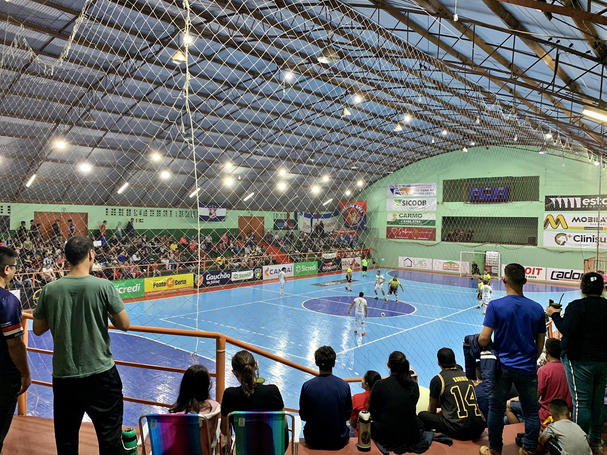 West Ham e Mercado Amizade disputam a final da categoria livre masculino do Campeonato Municipal de Futsal