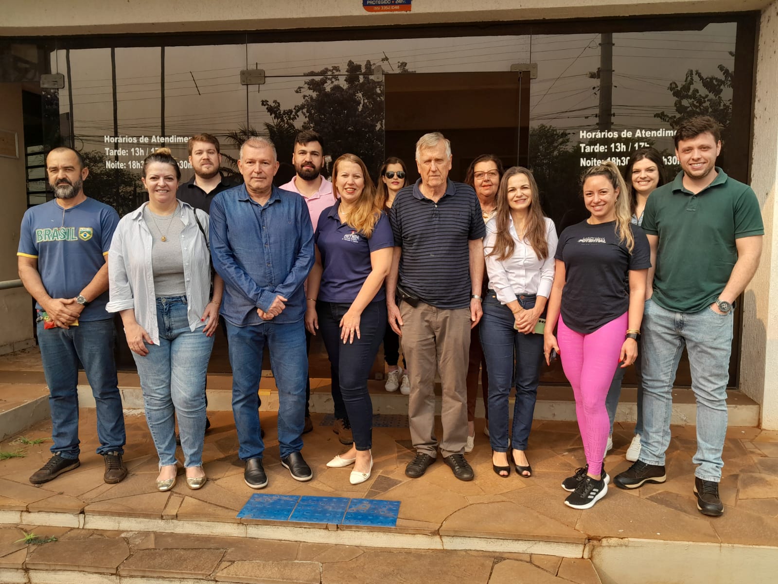 <p>Prefeitura faz visita t&eacute;cnica ao antigo pr&eacute;dio do CNEC</p>