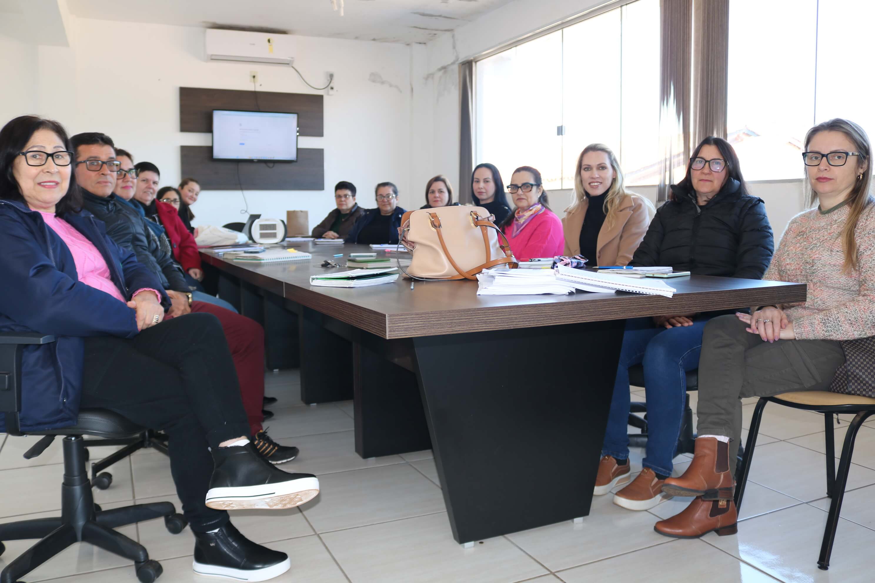 Reunião de análise de resultados do Programa Alfabetiza Tchê