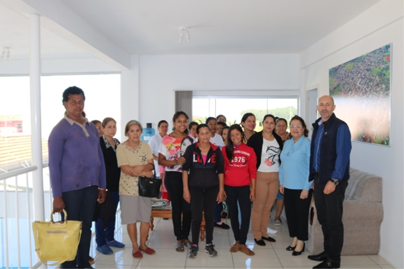 Integrantes do SuperAção visitam Centro Administrativo